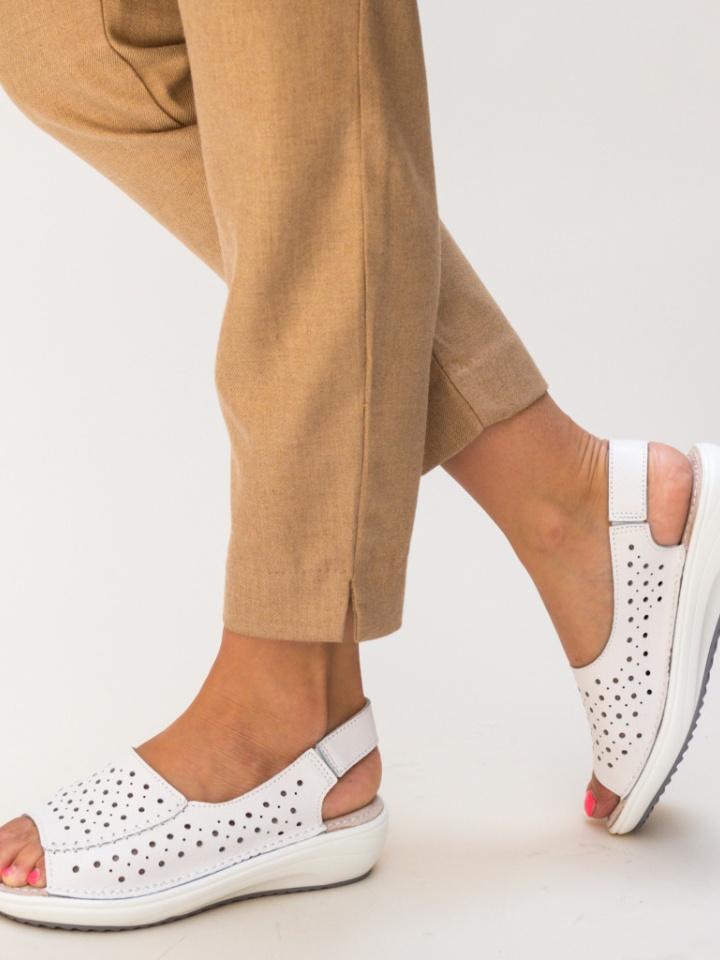 Scarpe casual Bianche Lindone - Img 2