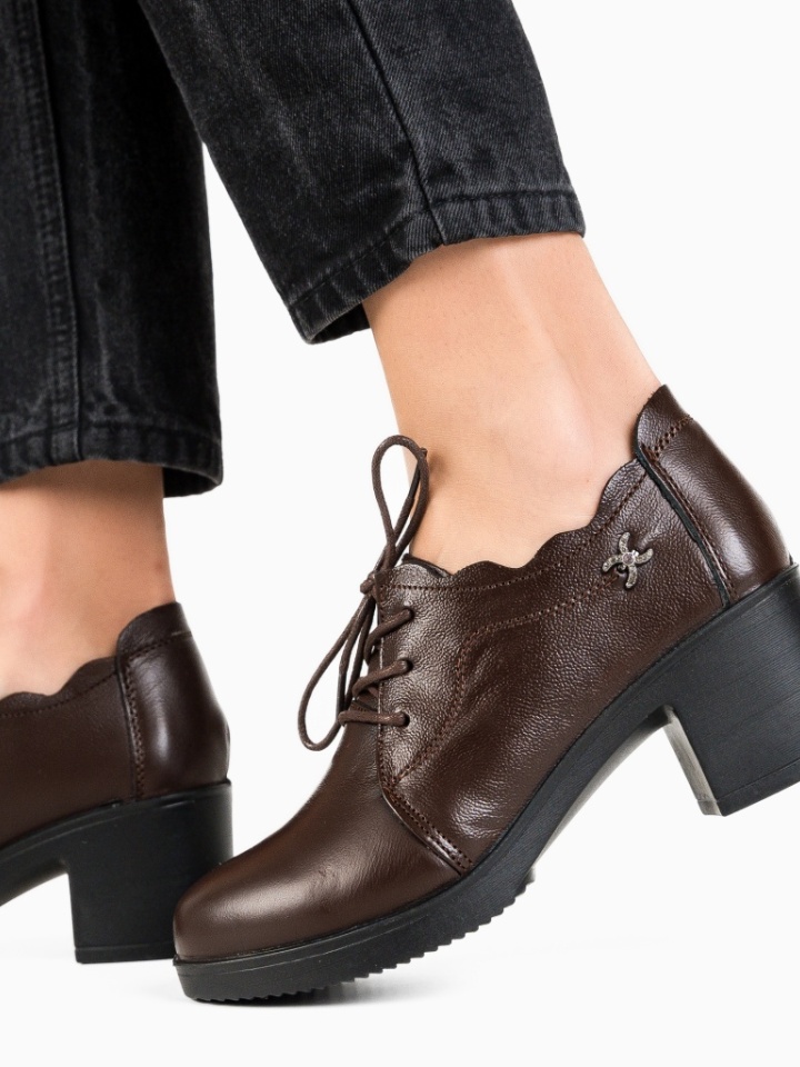 Scarpe casual Marroni Tyborc - Img 1
