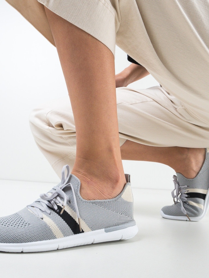 Scarpe sportive Grige Mikys