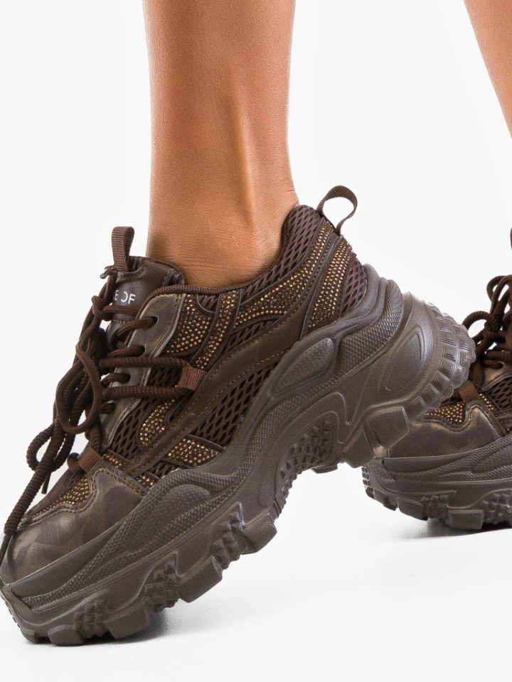 Scarpe sportive Marroni Akuman