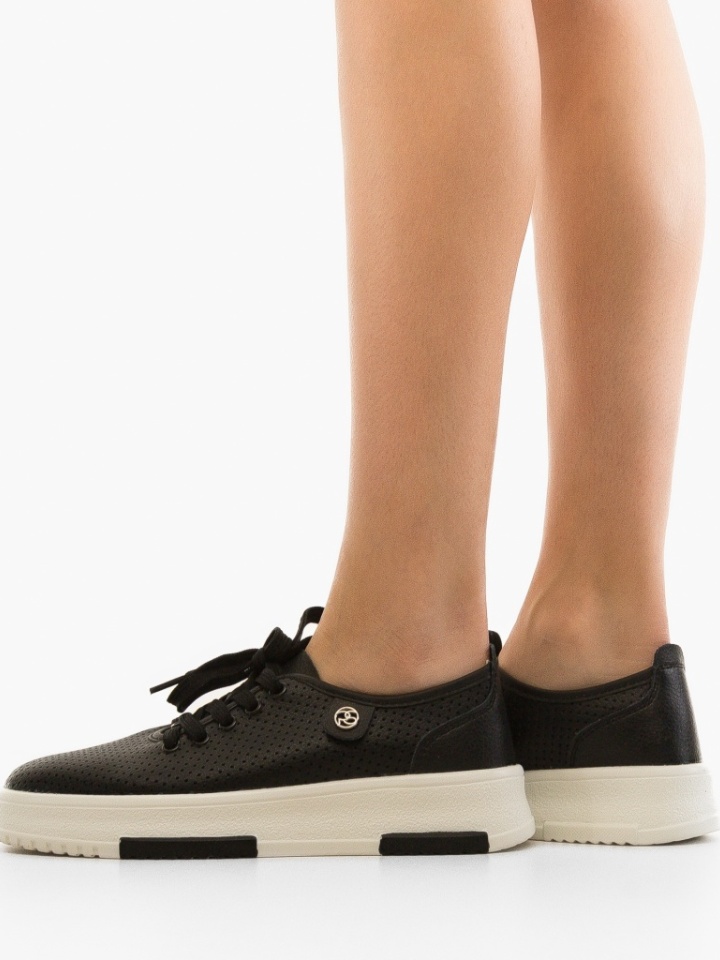 Scarpe casual Nere Ygrysha - Img 1