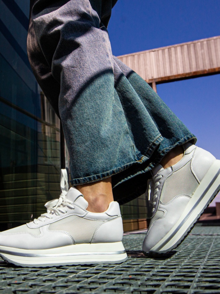 Scarpe sportive Bianche Rakhi - Img 1