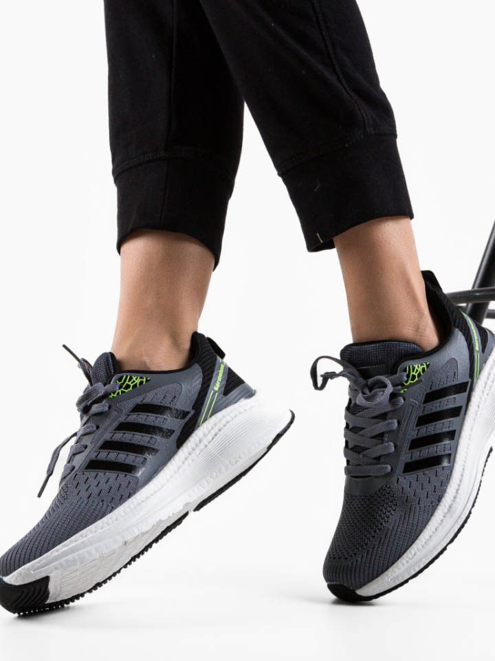 Scarpe sportive Grige Rehan - Img 1