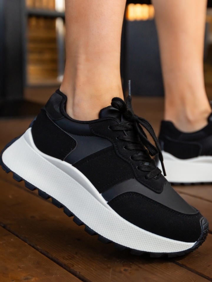 Scarpe sportive Nere Vanha - Img 1