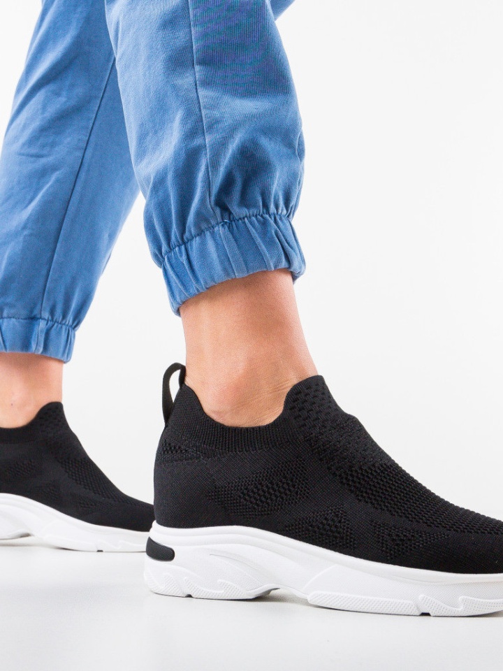Scarpe sportive Nere Viggoa - Img 1