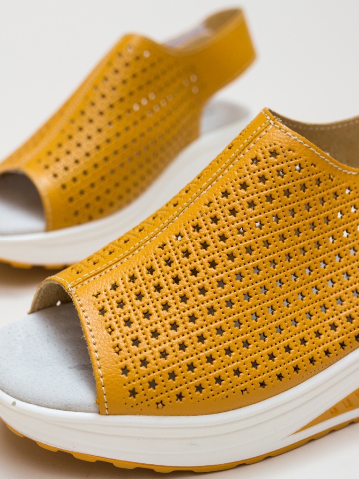 Sandali con plateau Gialli Liberty - Img 12