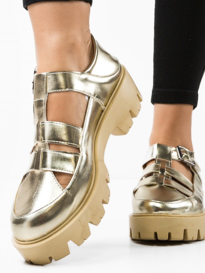 Scarpe casual Oro Teoritzi - Img 3