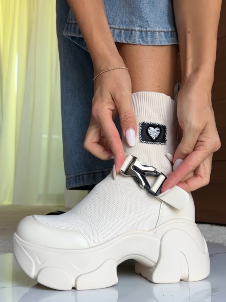 Scarpe sportive Beige Tradale - Img 1