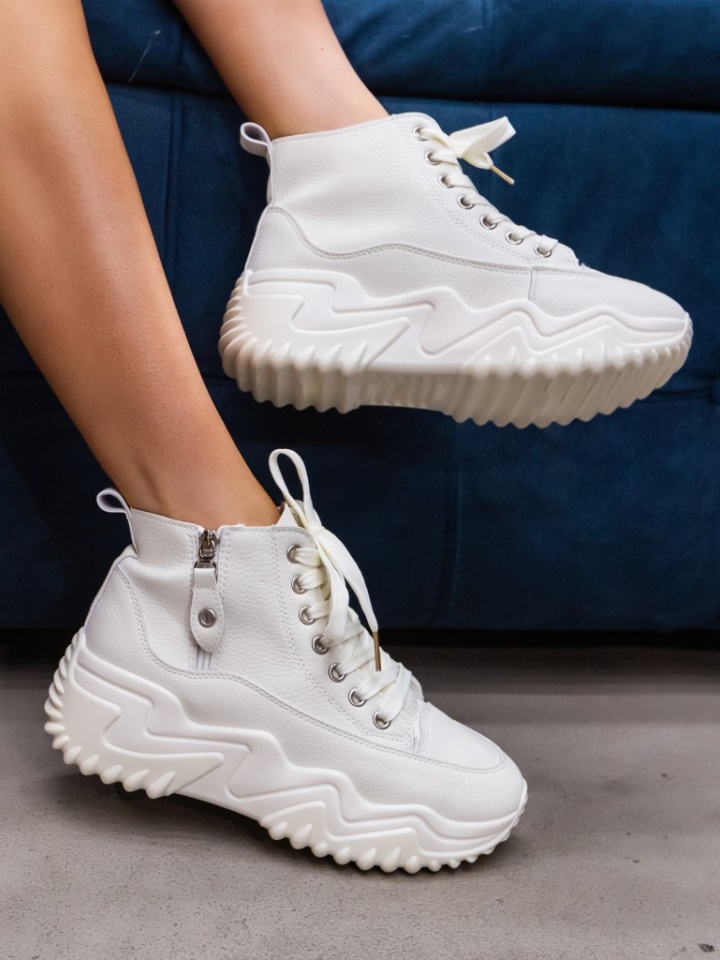 Scarpe sportive Beige Yevro - Img 1