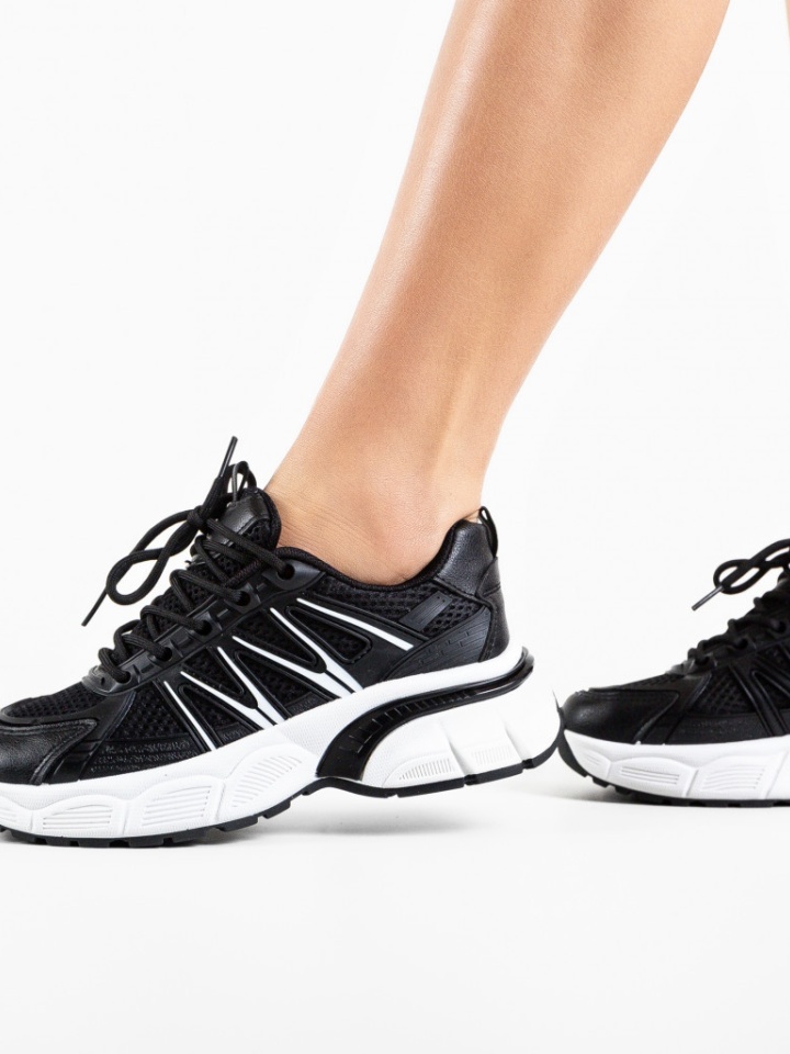 Scarpe sportive Nere Vyvozkam - Img 1