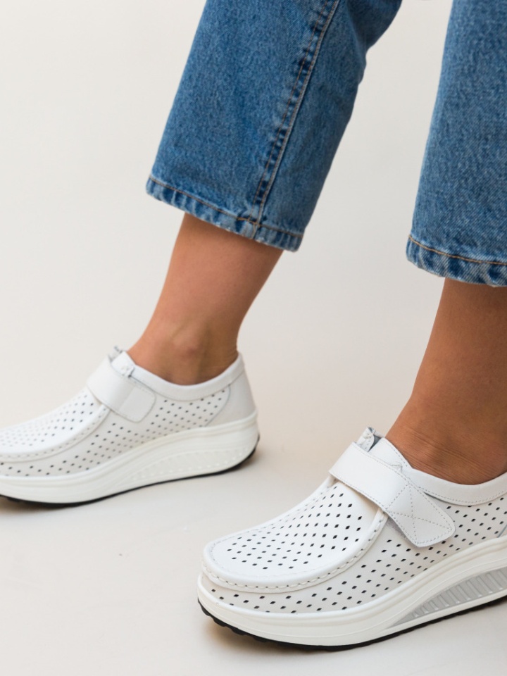 Scarpe casual Bianche Bozta - Img 2