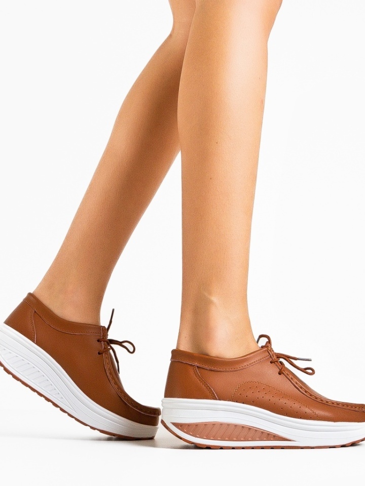 Scarpe casual Marroni Roly - Img 1
