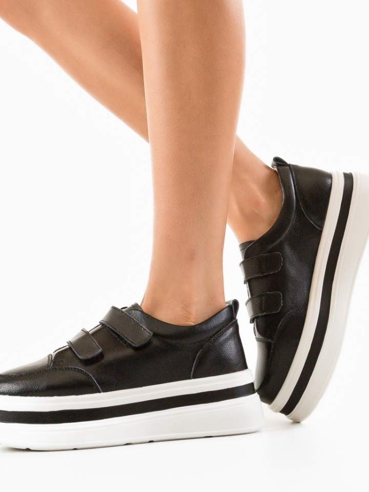 Scarpe casual Nere Akoste - Img 1