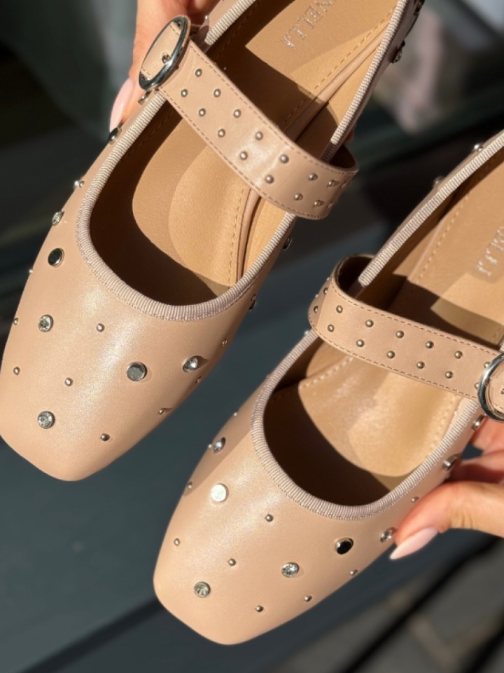 Scarpe casual Beige Obres - Img 1