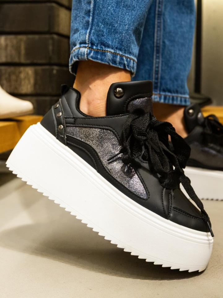 Scarpe sportive Nere Adetoku - Img 1