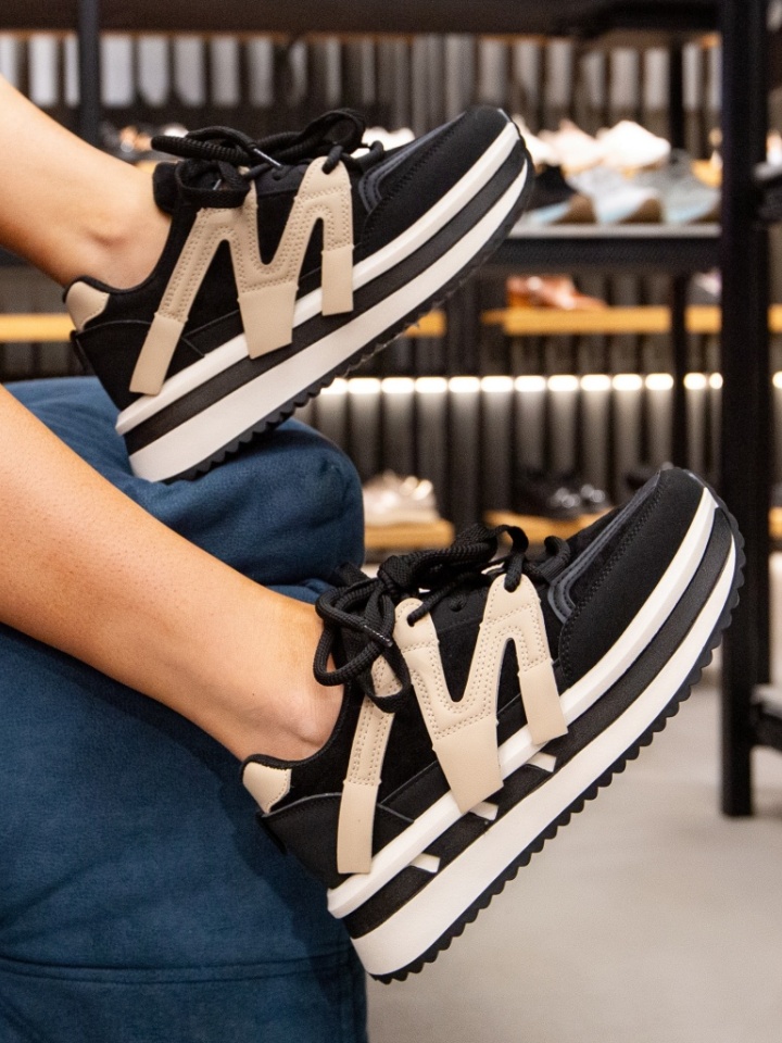 Scarpe sportive Nere Chika - Img 2