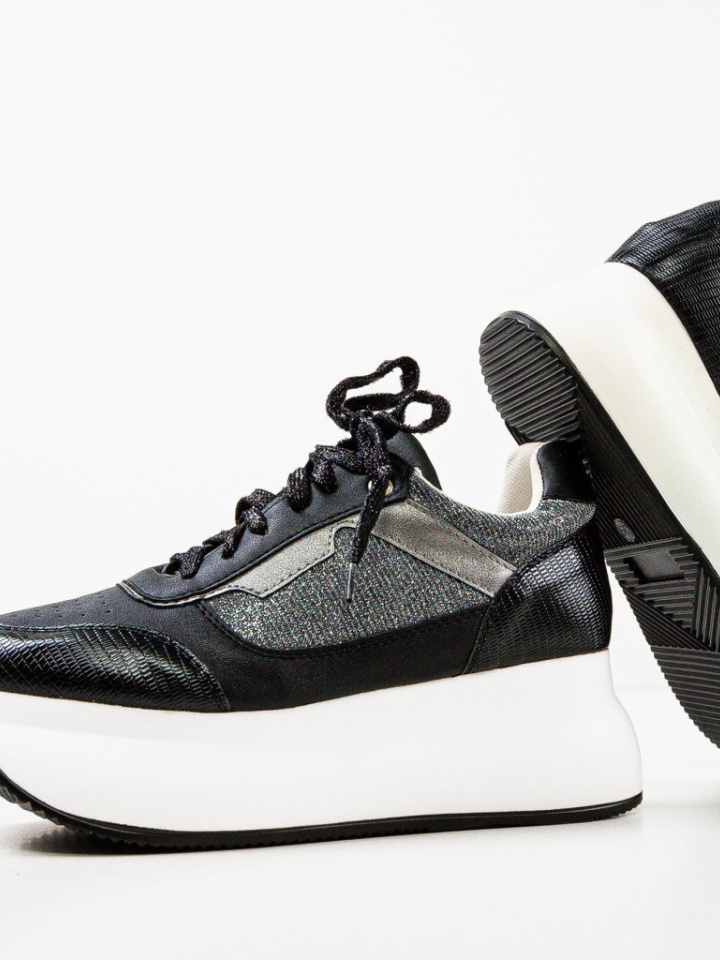 Scarpe sportive Nere Vlado - Img 1