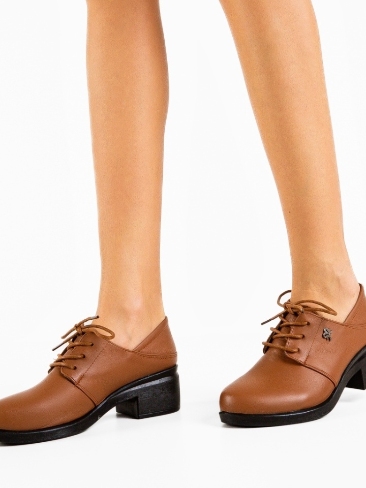 Scarpe casual Marroni Xaphan - Img 1