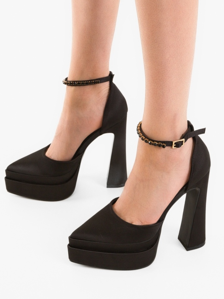 Scarpe da donna Nere Lotruc - Img 2