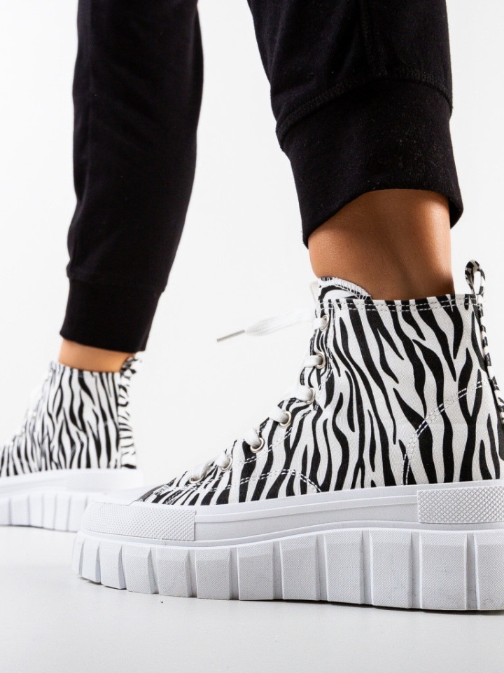Scarpe sportive Multicolori Hogg - Img 1