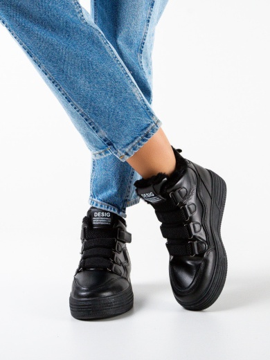 Scarpe sportive Nere Ingram