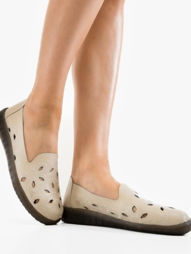 Scarpe casual Beige Deras