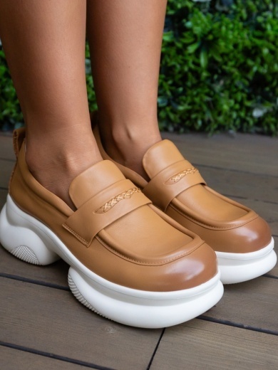 Scarpe casual Beige Lovre
