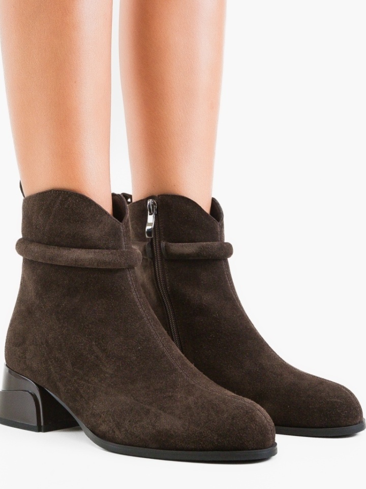 Nizki škornji Mady Rjavi