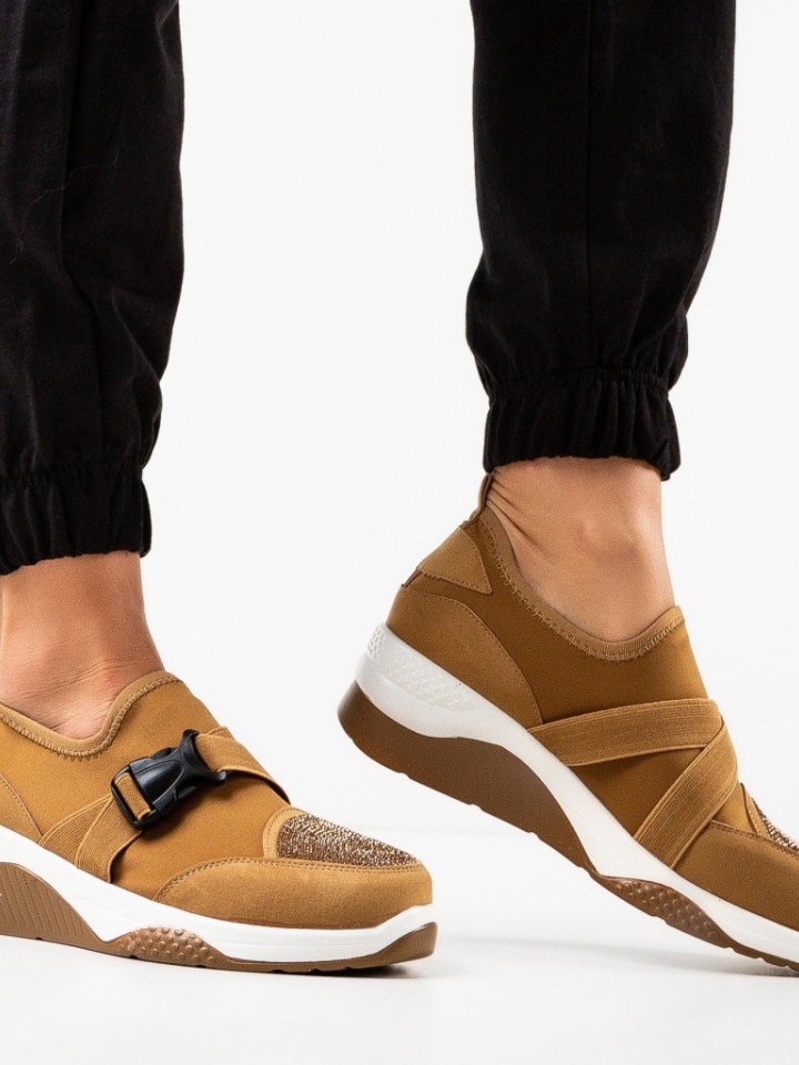 Športni čevlji Tensive Kaki