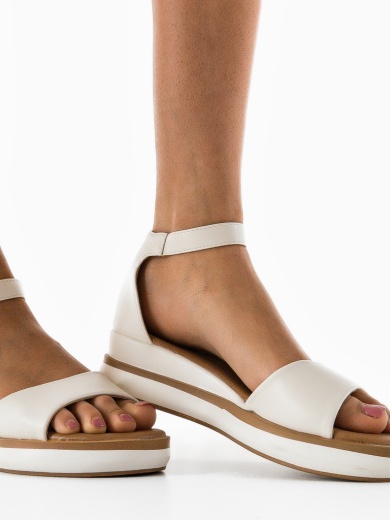 Sandale s platformo Volos Beli