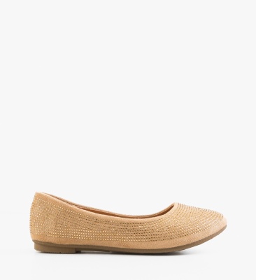 Balerini dama Cind Camel