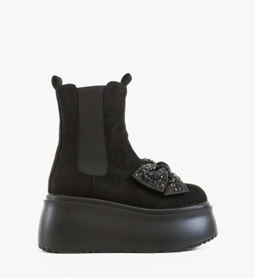 Ghete dama Uhka Negre