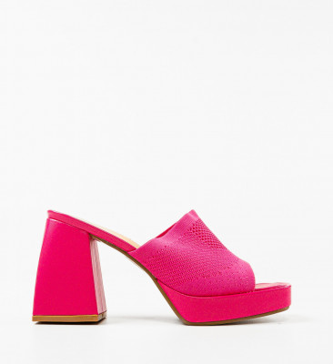Saboti dama Bolanle Fuchsia