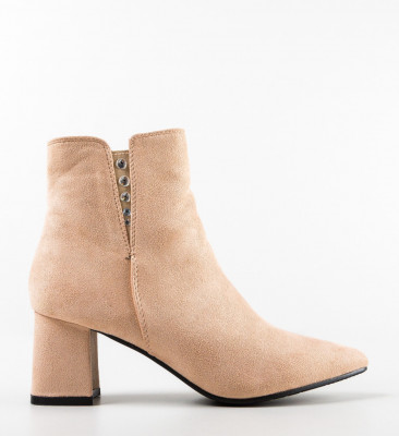 Botine dama Rezaq Bej